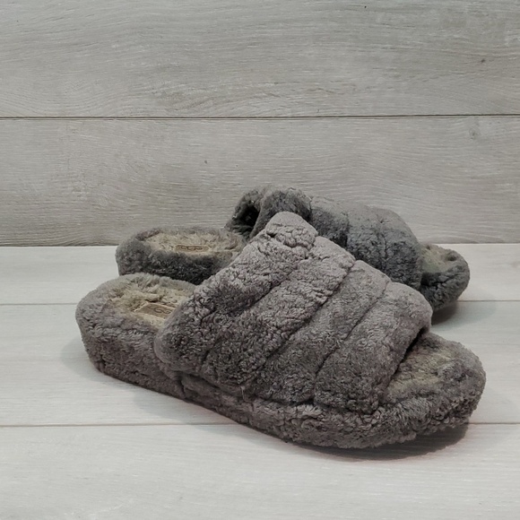 UGG Shoes - Ugg Australia Women Fluffy Platform Slippers shoes sz 10